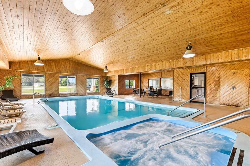 Americas Best Value Inn & Suites - Tahquamenon Country Newberry Fasilitas foto